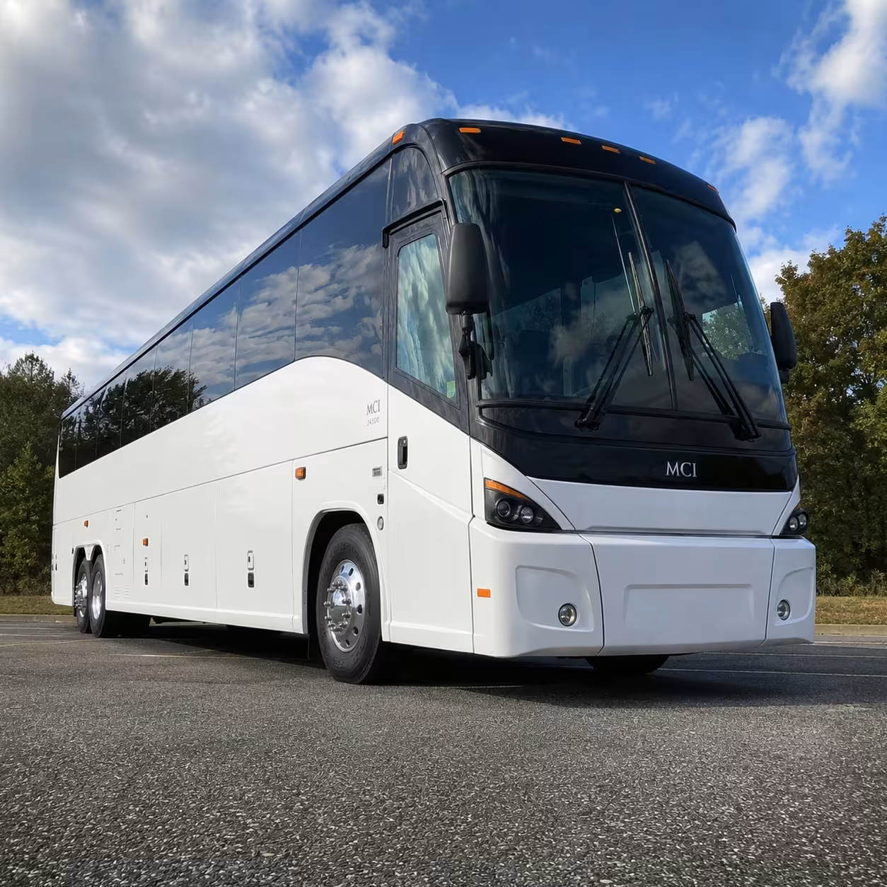 government personnel shuttle buses between hoover and birmingham