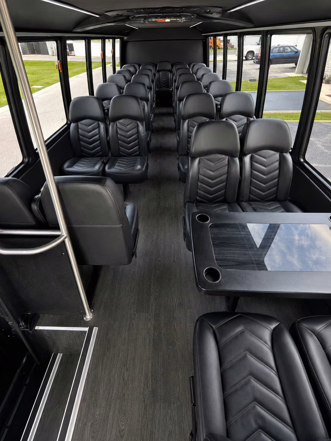 hoover 18 passenger minibus rental