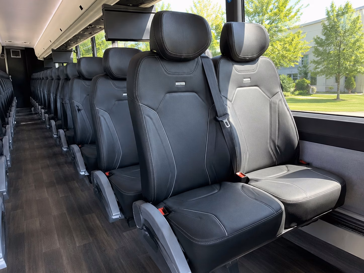hoover charter bus hero 2